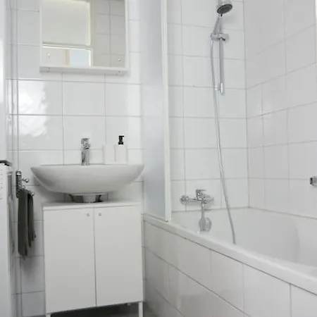 Monteurzimmer Bis Zu 5 Personen Ludwigshafen *