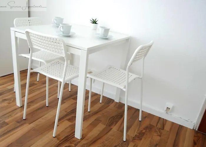 Apartamento Monteurzimmer Bis Zu 5 Personen Ludwigshafen *